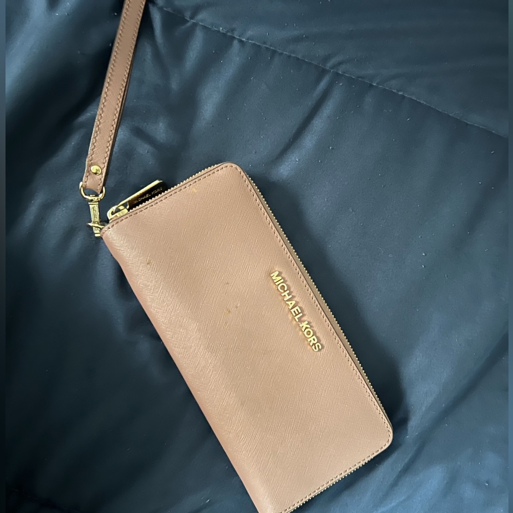 Michael Kors Wallet with strap